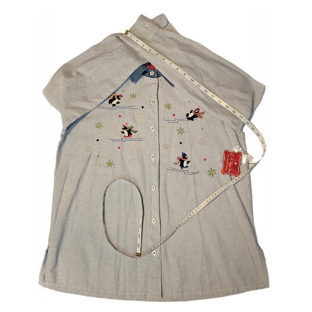 Holiday Embroidered Penguin Skating Shirt Woman’s Medium Button Down Long Sleeve - Picture 14 of 16